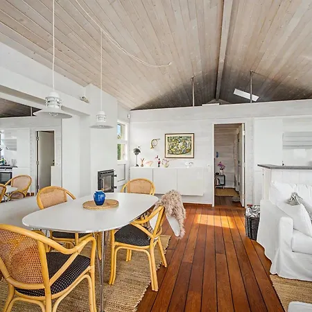 Diderik - 5m From The Sea By Interhome *